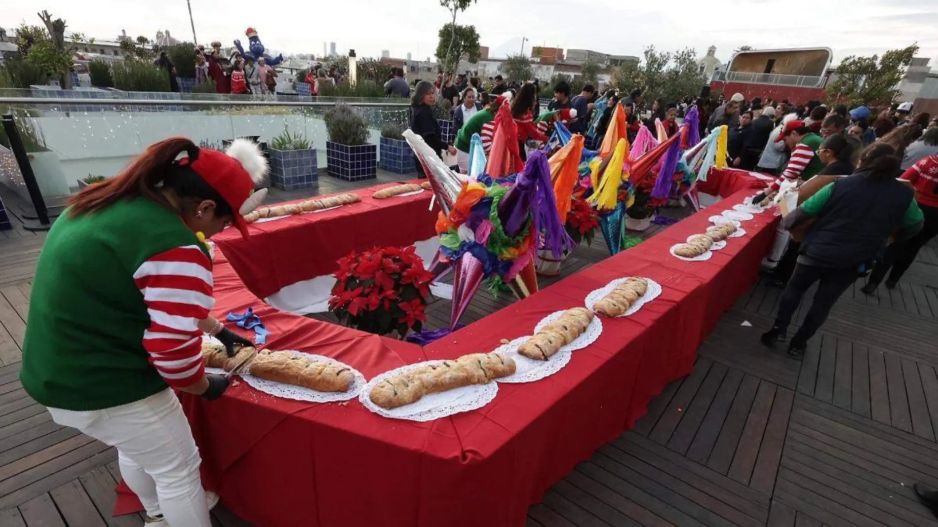 parten rosca en museo amparo